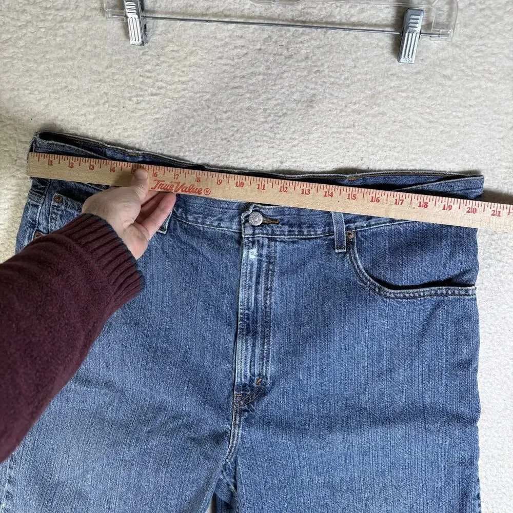 Vintage Levis Shorts Mens 42 Jorts Blue Denim 505 Straight Fit Medium Wash Y2K